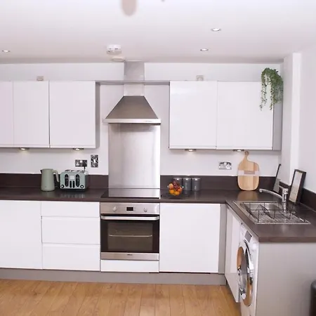 Modern 2-bed, With Free Parking Birmingham